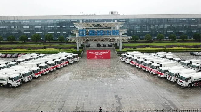 upay钱包官网环境批量环卫装备发往柬埔寨，助力“一带一路”建设